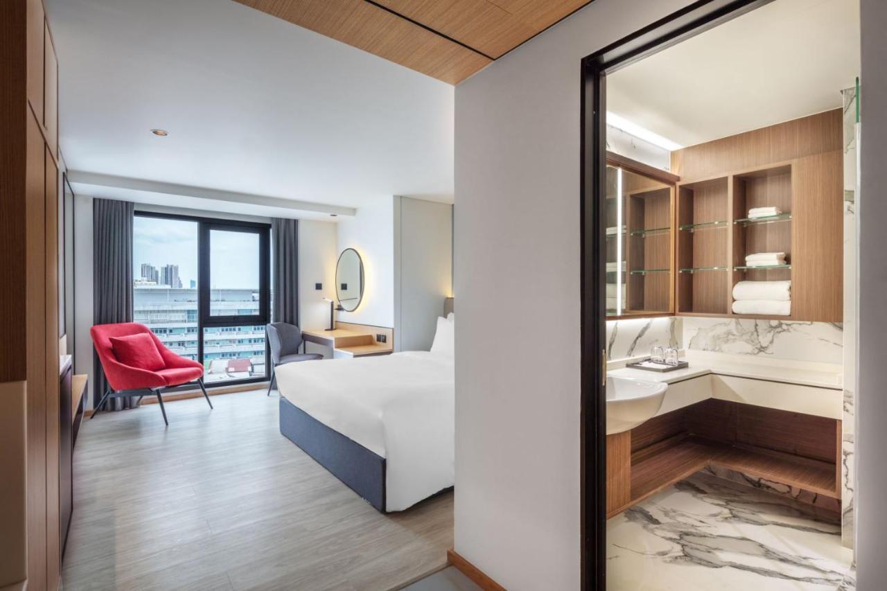 โรงแรม Western Click Sathorn 11